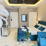 Prestiz 200 Metrow Od Centrum