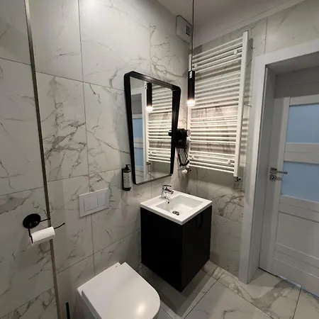 Prestiz Podfigorna 200 Metrow Od Centrum Apartment *