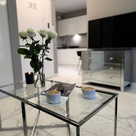 Apartment Prestiz Podfigorna 200 Metrow Od Centrum Koszalin