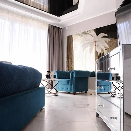 Apartment Prestiz Podfigorna 200 Metrow Od Centrum