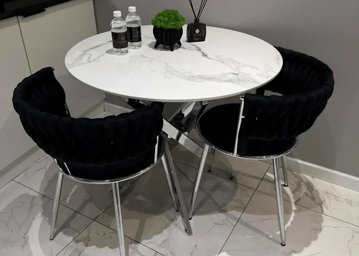 Prestiz Podfigorna 200 Metrow Od Centrum *